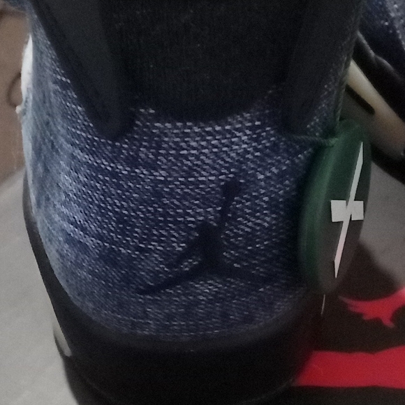 Air Jordan size 8 Retros - Picture 5 of 8